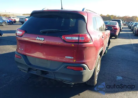 2016 Jeep Cherokee Latitude из США, поврежденный, VIN 1C4PJMCS1GW296914